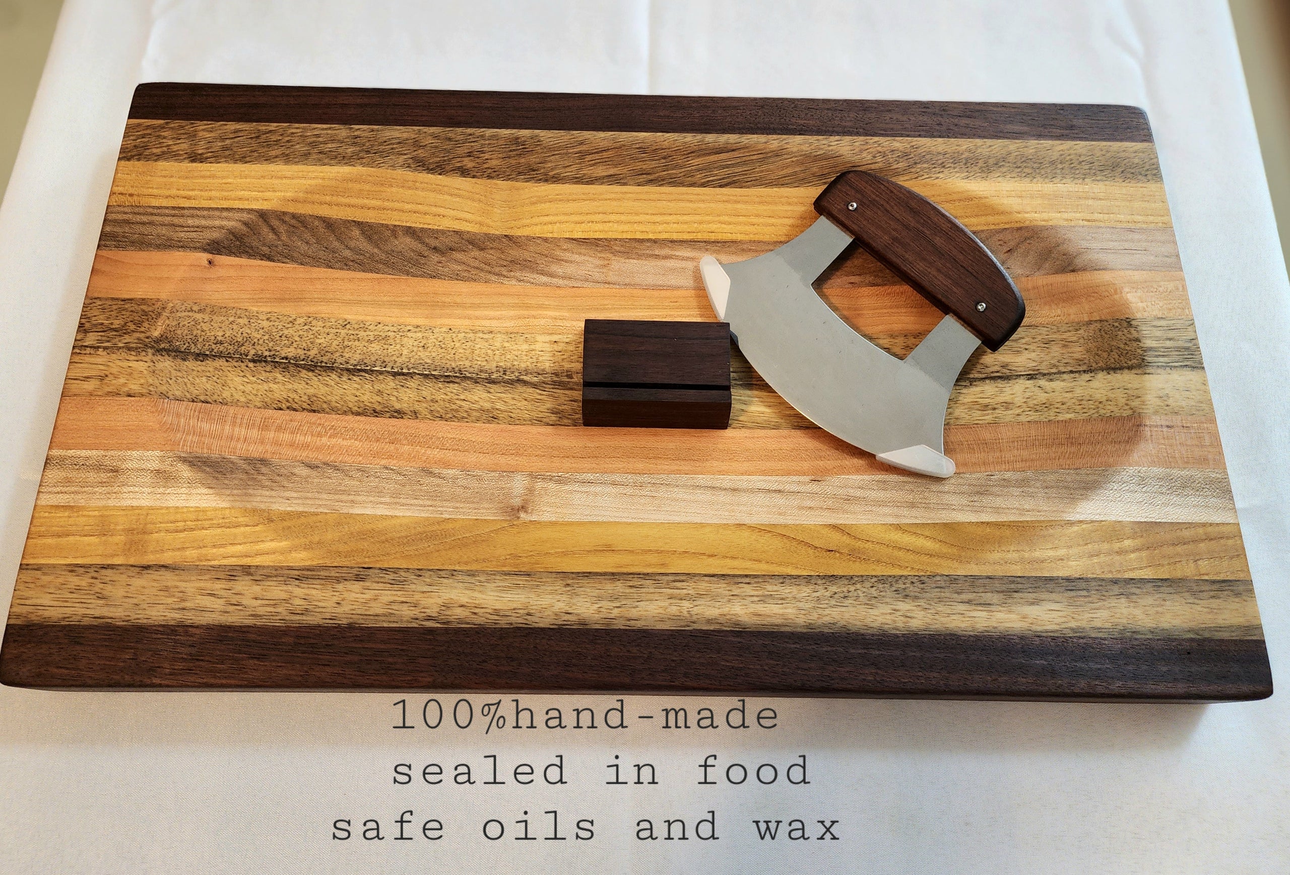 Alaskan Ulu Knife and Chopping Bowl Set Handle Strip Board